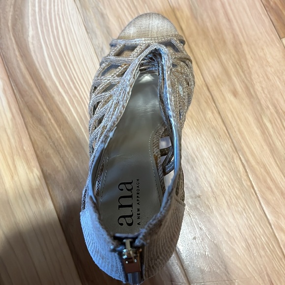A.N.A high heels, size 6.5 - Picture 3 of 4